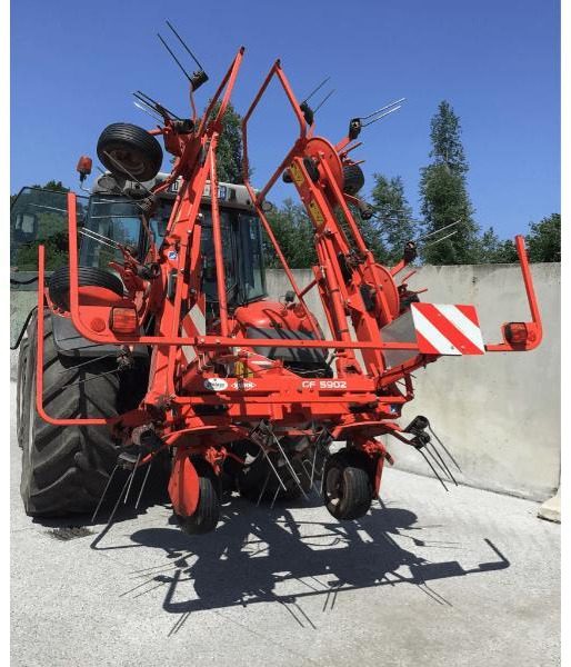 KUHN GF5902 - Henificadora: foto 1 KUHN GF5902 - Henificadora: foto 1