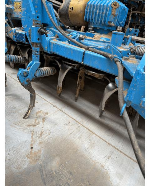 LEMKEN SOLITAIR 9 - Combinado de siembra: foto 5 LEMKEN SOLITAIR 9 - Combinado de siembra: foto 5