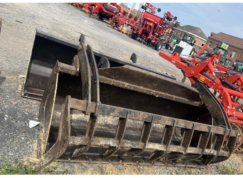 MAILLEUX BMSA245HT - Cazo cargador para Tractor: foto 1 MAILLEUX BMSA245HT - Cazo cargador para Tractor: foto 1