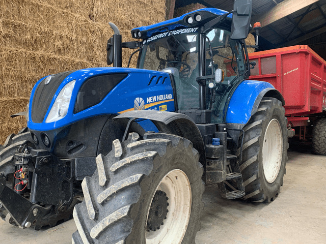NEW-HOLLAND T7.215S - Tractor: foto 1 NEW-HOLLAND T7.215S - Tractor: foto 1