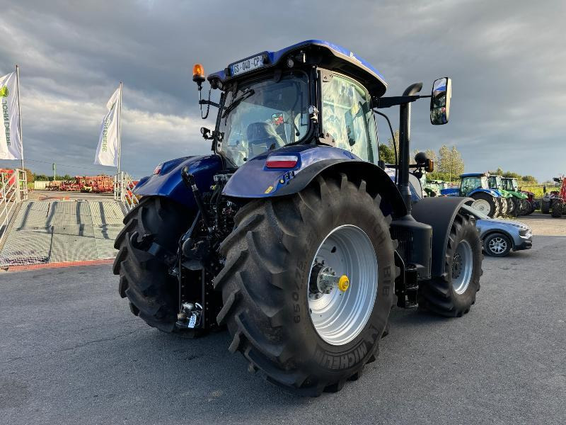 NEW-HOLLAND T7.245 AC - Tractor: foto 4 NEW-HOLLAND T7.245 AC - Tractor: foto 4