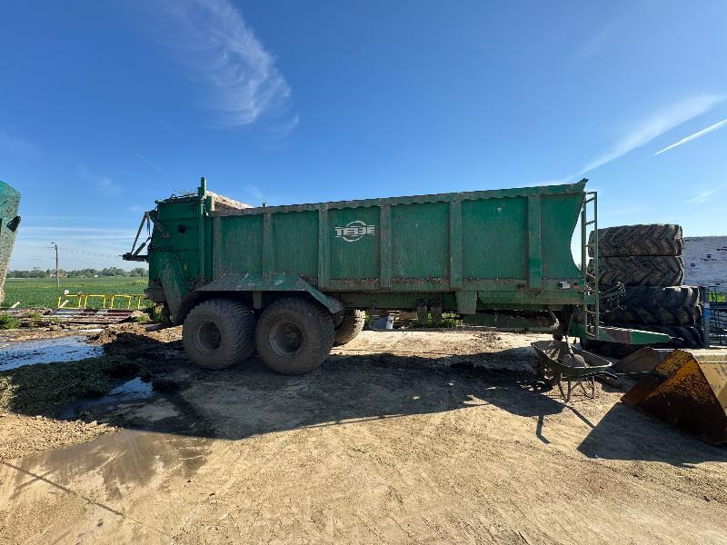 TEBBE HKS - Esparcidor de estiércol: foto 1 TEBBE HKS - Esparcidor de estiércol: foto 1