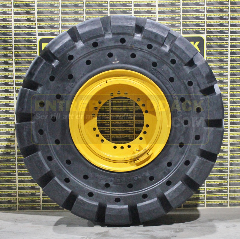 Compl. wheels Advance SOLID 23.5-25 -recycling and demolition indus  - Neumáticos y llantas para Cargadora de ruedas: foto 4 Compl. wheels Advance SOLID 23.5-25 -recycling and demolition indus  - Neumáticos y llantas para Cargadora de ruedas: foto 4