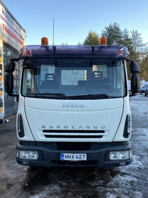 IVECO EuroCargo 90E220 - Camión portavehículos: foto 2 IVECO EuroCargo 90E220 - Camión portavehículos: foto 2
