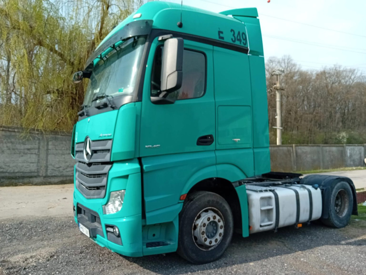 Mercedes-Benz Actros 18.45 - Cabeza tractora: foto 2 Mercedes-Benz Actros 18.45 - Cabeza tractora: foto 2