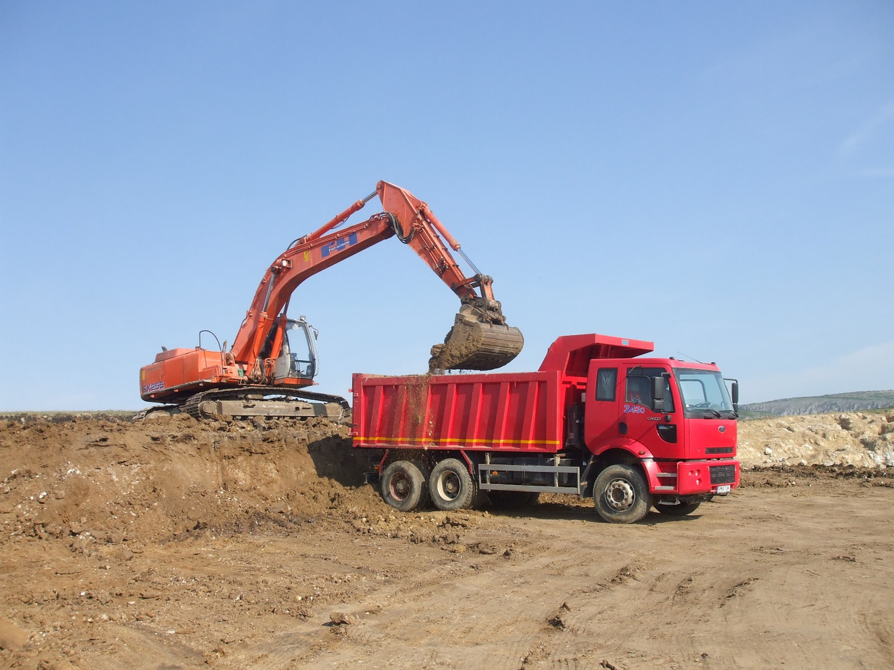 FORD CARGO 3430 D Tipper - Camión volquete: foto 4 FORD CARGO 3430 D Tipper - Camión volquete: foto 4