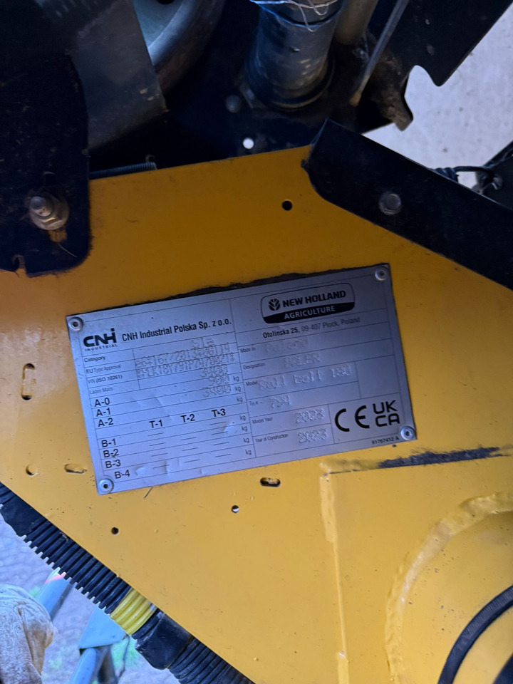 New Holland Roll-Belt 180 Baler - Otros maquinaria: foto 3 New Holland Roll-Belt 180 Baler - Otros maquinaria: foto 3