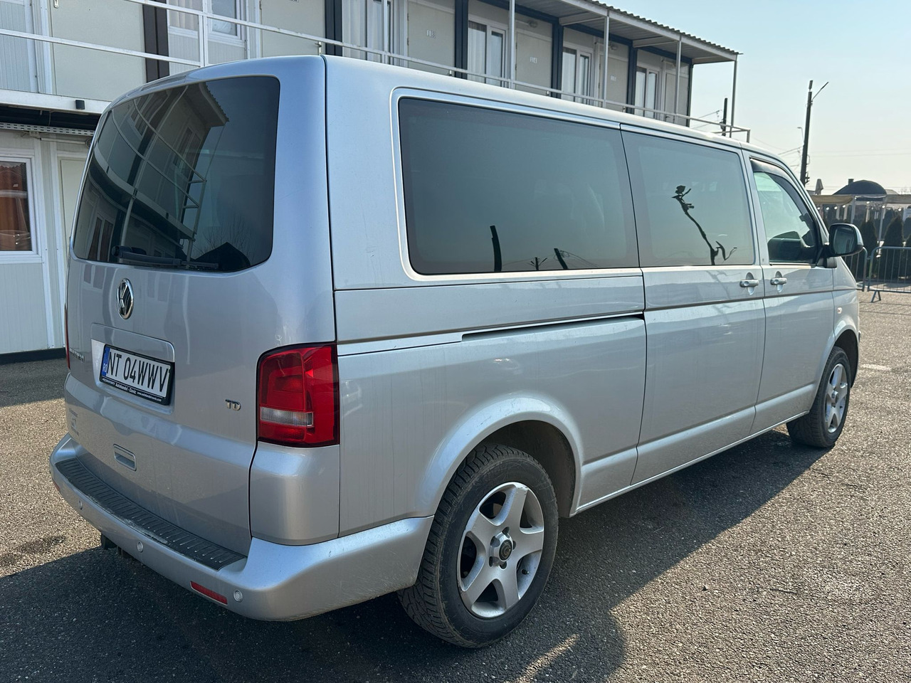 VOLKSWAGEN MULTIVAN - Furgoneta de pasajeros: foto 3 VOLKSWAGEN MULTIVAN - Furgoneta de pasajeros: foto 3