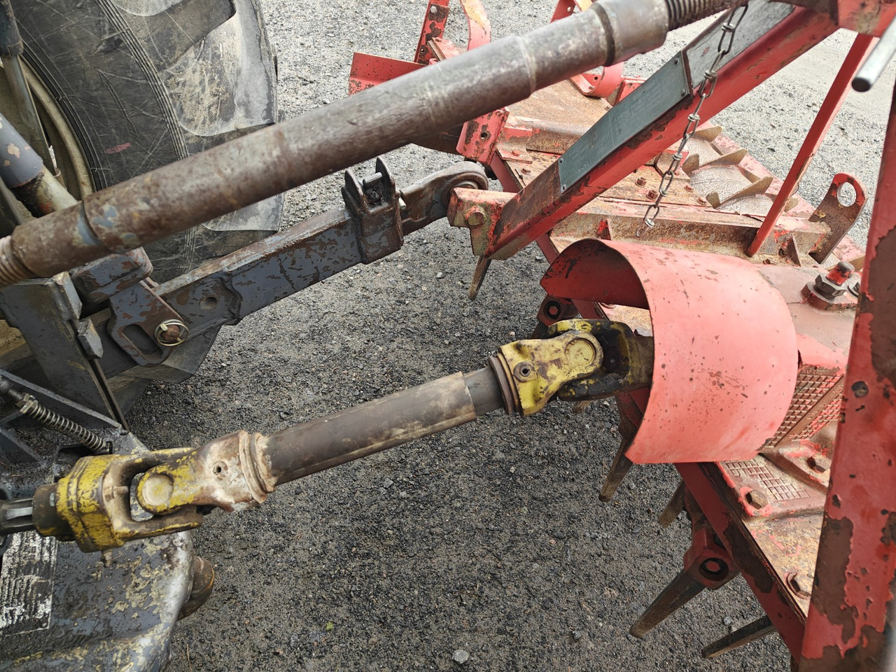 Grada rotativa Belarus 280cm vaakatasojyrsin haineväpakkerilla, katso video!: foto 7