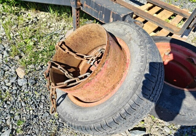 Paripyörät puimuriin 16 tuumaa - Rueda completa para Maquinaria agrícola: foto 2 Paripyörät puimuriin 16 tuumaa - Rueda completa para Maquinaria agrícola: foto 2