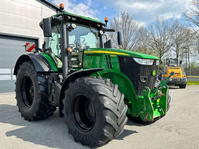 JOHN DEERE 7250R 9L engine AutoPower transmission - Tractor: foto 3 JOHN DEERE 7250R 9L engine AutoPower transmission - Tractor: foto 3