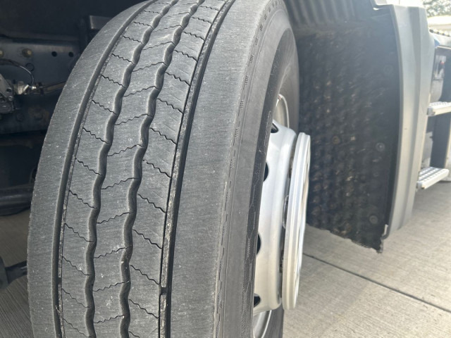 MAN TGX 18.470 4x2 BL SA - Cabeza tractora: foto 2 MAN TGX 18.470 4x2 BL SA - Cabeza tractora: foto 2