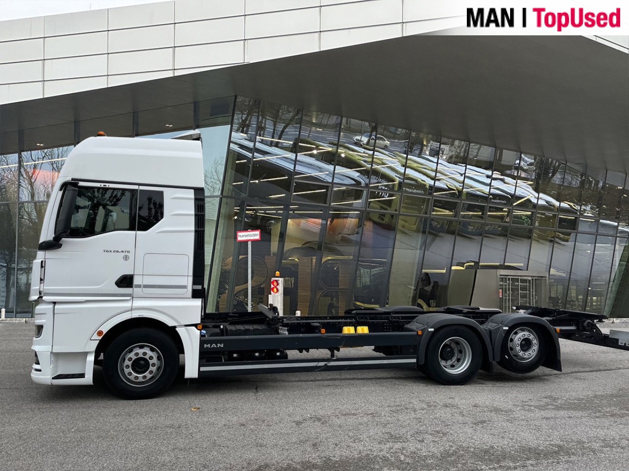 MAN TGX 26.470 6x2-2 LL CH Retarder Klima AHK ZV - Camión portacontenedore/ Intercambiable: foto 2 MAN TGX 26.470 6x2-2 LL CH Retarder Klima AHK ZV - Camión portacontenedore/ Intercambiable: foto 2