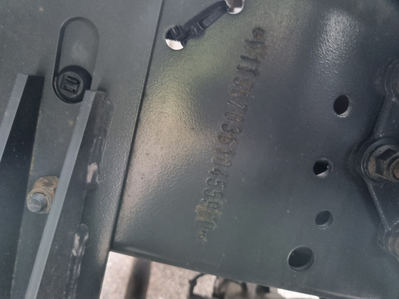 Leasing de MERCEDES-BENZ ATEGO 1323 4x4 ABROLKIPPER MERCEDES-BENZ ATEGO 1323 4x4 ABROLKIPPER: foto 10 Leasing de MERCEDES-BENZ ATEGO 1323 4x4 ABROLKIPPER MERCEDES-BENZ ATEGO 1323 4x4 ABROLKIPPER: foto 10