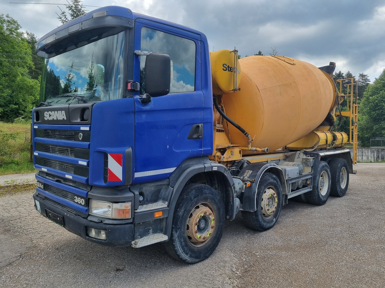 SCANIA R 124 CB8X4HZ 360 mixer - Camión hormigonera: foto 1 SCANIA R 124 CB8X4HZ 360 mixer - Camión hormigonera: foto 1