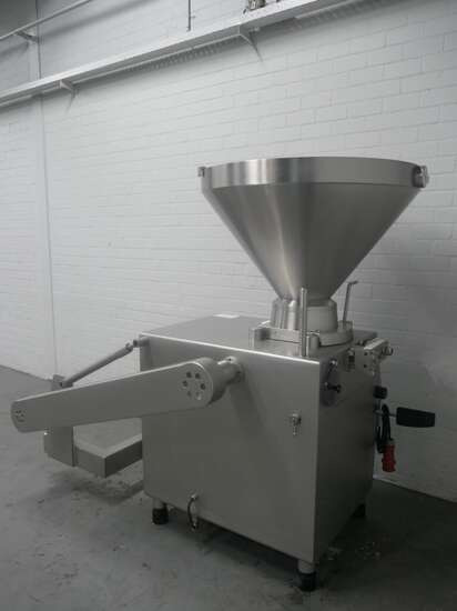 Rex vacuum filler RVF736 - Maquinaria de alimentación: foto 4 Rex vacuum filler RVF736 - Maquinaria de alimentación: foto 4