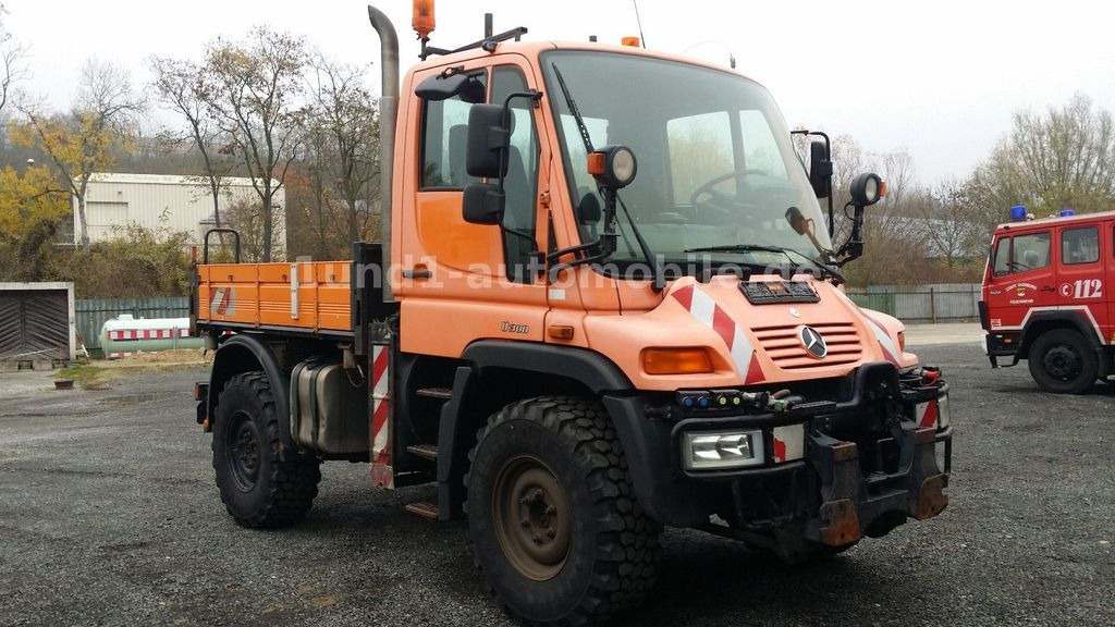 Unimog U 300 Kipper Zugmaschine Kommunalhydraulik U 500 400 U 300 Kipper Zugmaschine Kommunalhydraulik U 500 400 - Vehículo municipal: foto 4 Unimog U 300 Kipper Zugmaschine Kommunalhydraulik U 500 400 U 300 Kipper Zugmaschine Kommunalhydraulik U 500 400 - Vehículo municipal: foto 4