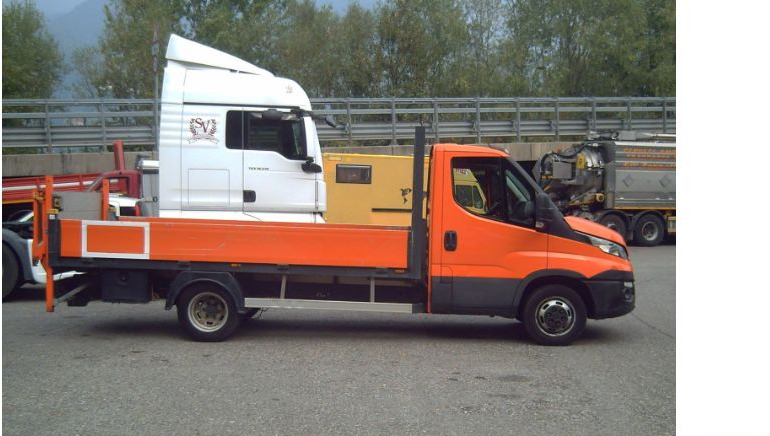 Iveco DAILYdaily 35-140 - Caja abierta furgoneta: foto 2 Iveco DAILYdaily 35-140 - Caja abierta furgoneta: foto 2