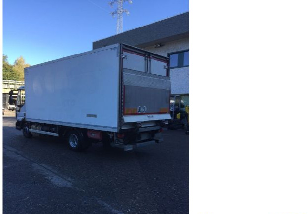 Iveco EUROCARGOeurocargo 100e19 - Camión isotérmico: foto 2 Iveco EUROCARGOeurocargo 100e19 - Camión isotérmico: foto 2