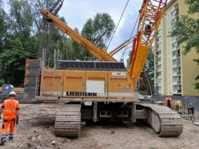 Liebherr HS855 HD, 23m jib, 2006 yom - Grúa sobre orugas: foto 2 Liebherr HS855 HD, 23m jib, 2006 yom - Grúa sobre orugas: foto 2