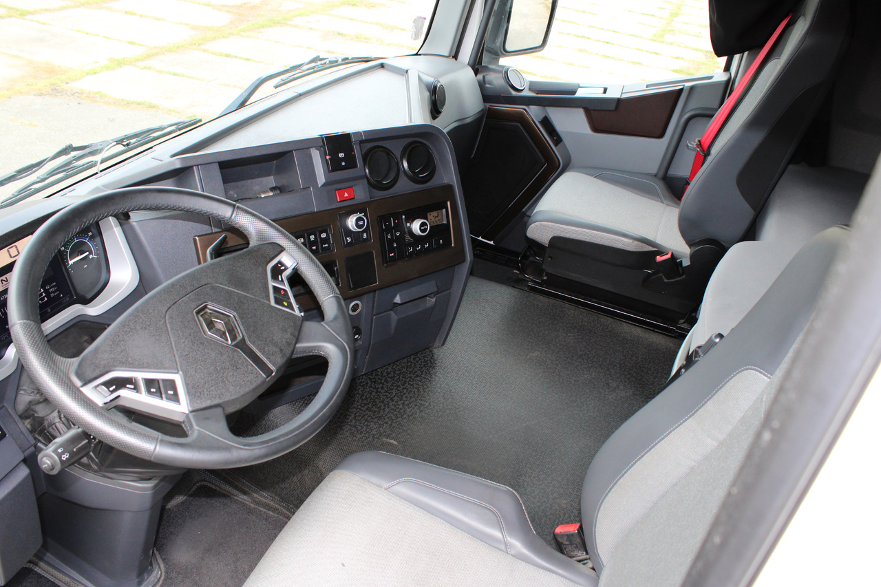 Cabeza tractora Renault T460: foto 7