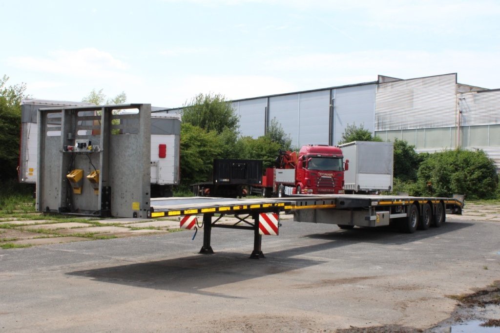 FAYMONVILLE MAX TRAILER MAX 200, ZVEDACÍ, ŘÍZENÁ NÁPRAVA - Semirremolque plataforma/ Caja abierta: foto 3 FAYMONVILLE MAX TRAILER MAX 200, ZVEDACÍ, ŘÍZENÁ NÁPRAVA - Semirremolque plataforma/ Caja abierta: foto 3