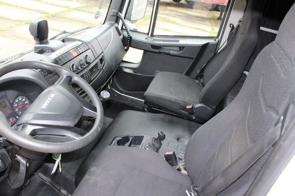 IVECO EUROCARGO 160 E320 + AGADOS - Camión lona: foto 5 IVECO EUROCARGO 160 E320 + AGADOS - Camión lona: foto 5