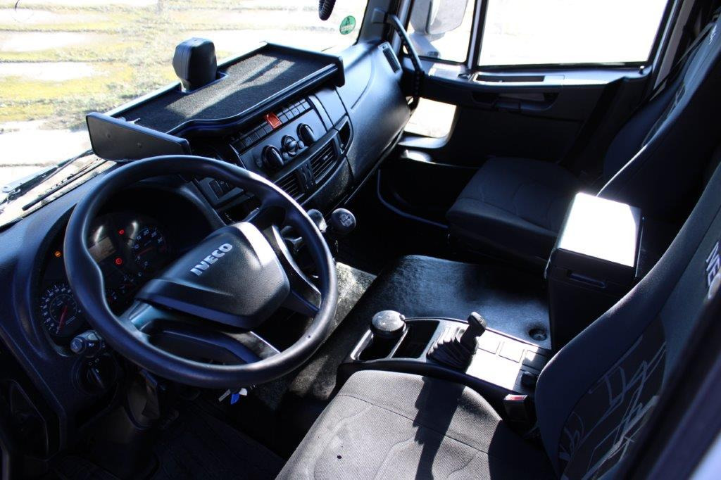Leasing de  Iveco Eurocargo 120E250 Iveco Eurocargo 120E250: foto 15