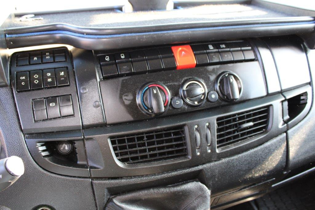 Leasing de  Iveco Eurocargo 120E250 Iveco Eurocargo 120E250: foto 6