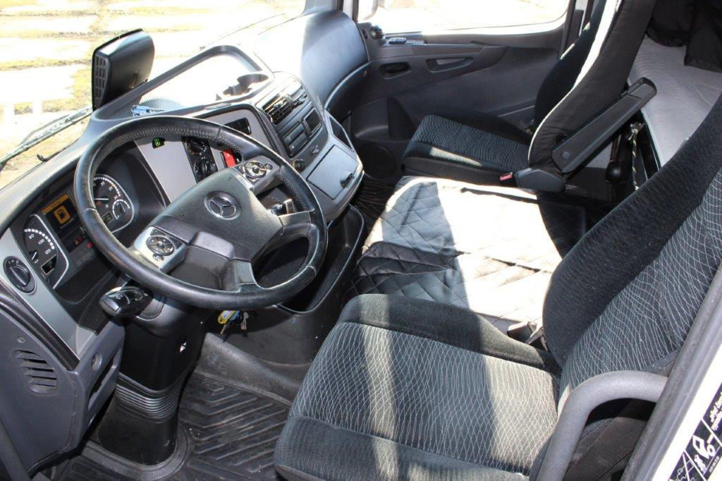 Mercedes-Benz Atego 1223 - Camión lona: foto 5 Mercedes-Benz Atego 1223 - Camión lona: foto 5