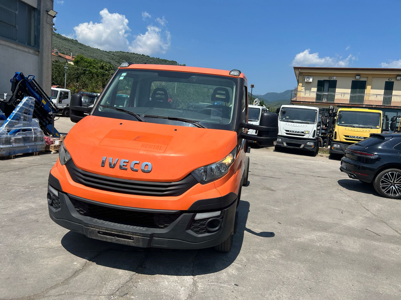 IVECO DAILY 35-140 - Caja abierta furgoneta: foto 4 IVECO DAILY 35-140 - Caja abierta furgoneta: foto 4