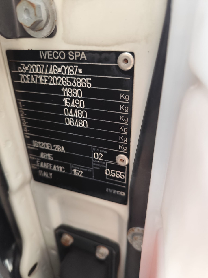 IVECO EUROCARGO 120-210 - Camión grúa, Camión volquete: foto 2 IVECO EUROCARGO 120-210 - Camión grúa, Camión volquete: foto 2