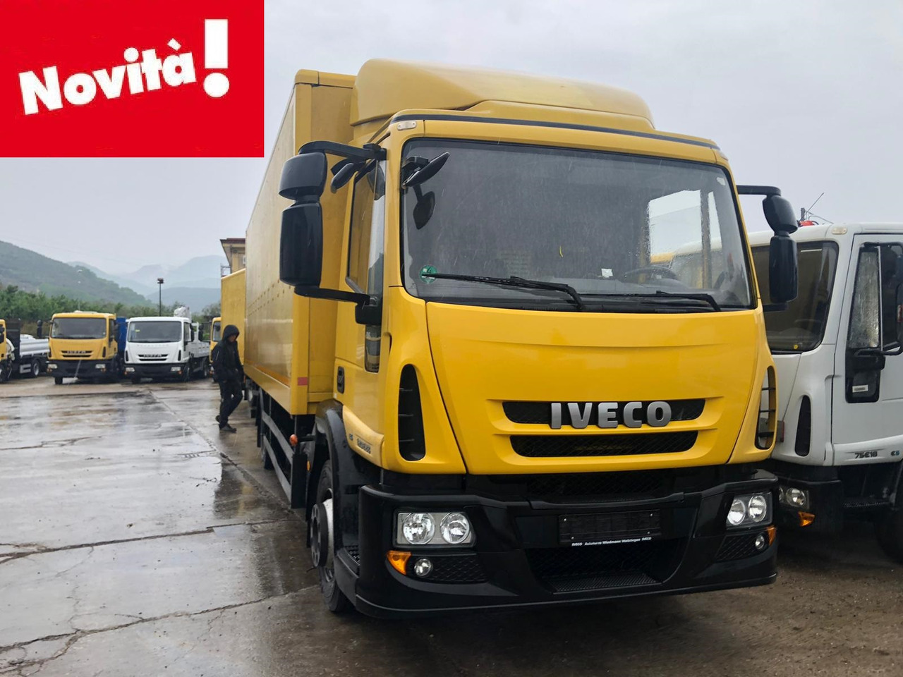IVECO EUROCARGO 120E28P - Camión chasis: foto 1 IVECO EUROCARGO 120E28P - Camión chasis: foto 1
