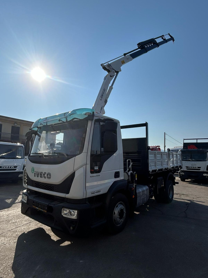 IVECO EUROCARGO 140-250 - Camión grúa, Camión volquete: foto 1 IVECO EUROCARGO 140-250 - Camión grúa, Camión volquete: foto 1