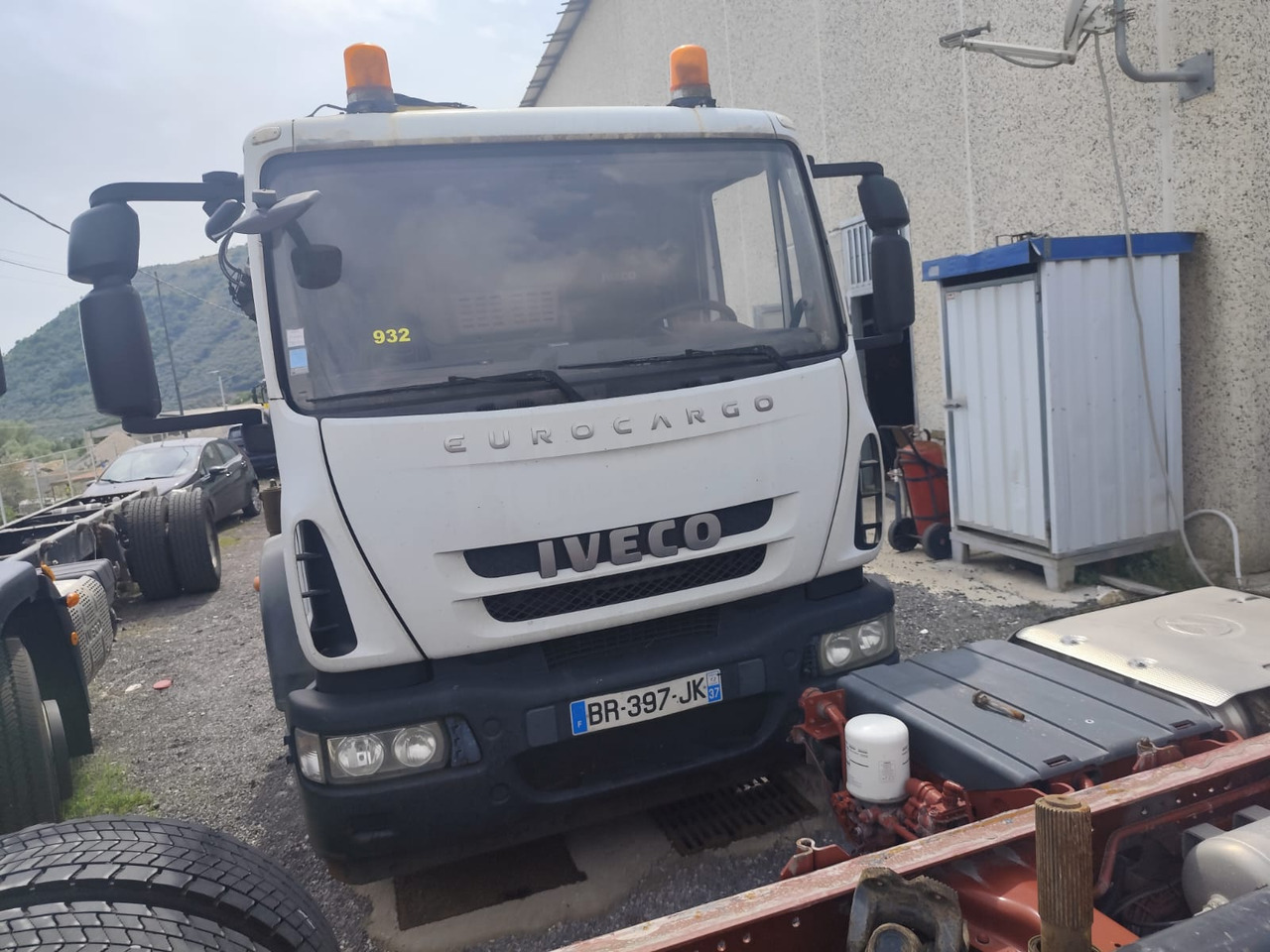 IVECO EUROCARGO 160E25K - Camión grúa: foto 1 IVECO EUROCARGO 160E25K - Camión grúa: foto 1