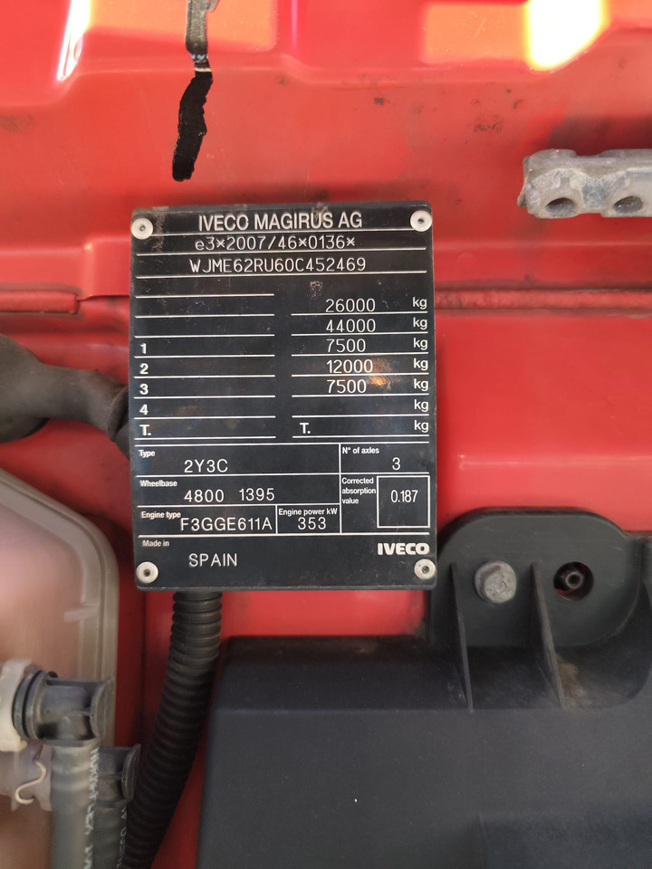 IVECO S-WAY AS260S48 Y - Camión caja abierta: foto 3 IVECO S-WAY AS260S48 Y - Camión caja abierta: foto 3