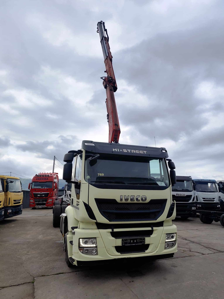 IVECO STRALIS 260S36 - Camión caja abierta, Camión grúa: foto 1 IVECO STRALIS 260S36 - Camión caja abierta, Camión grúa: foto 1