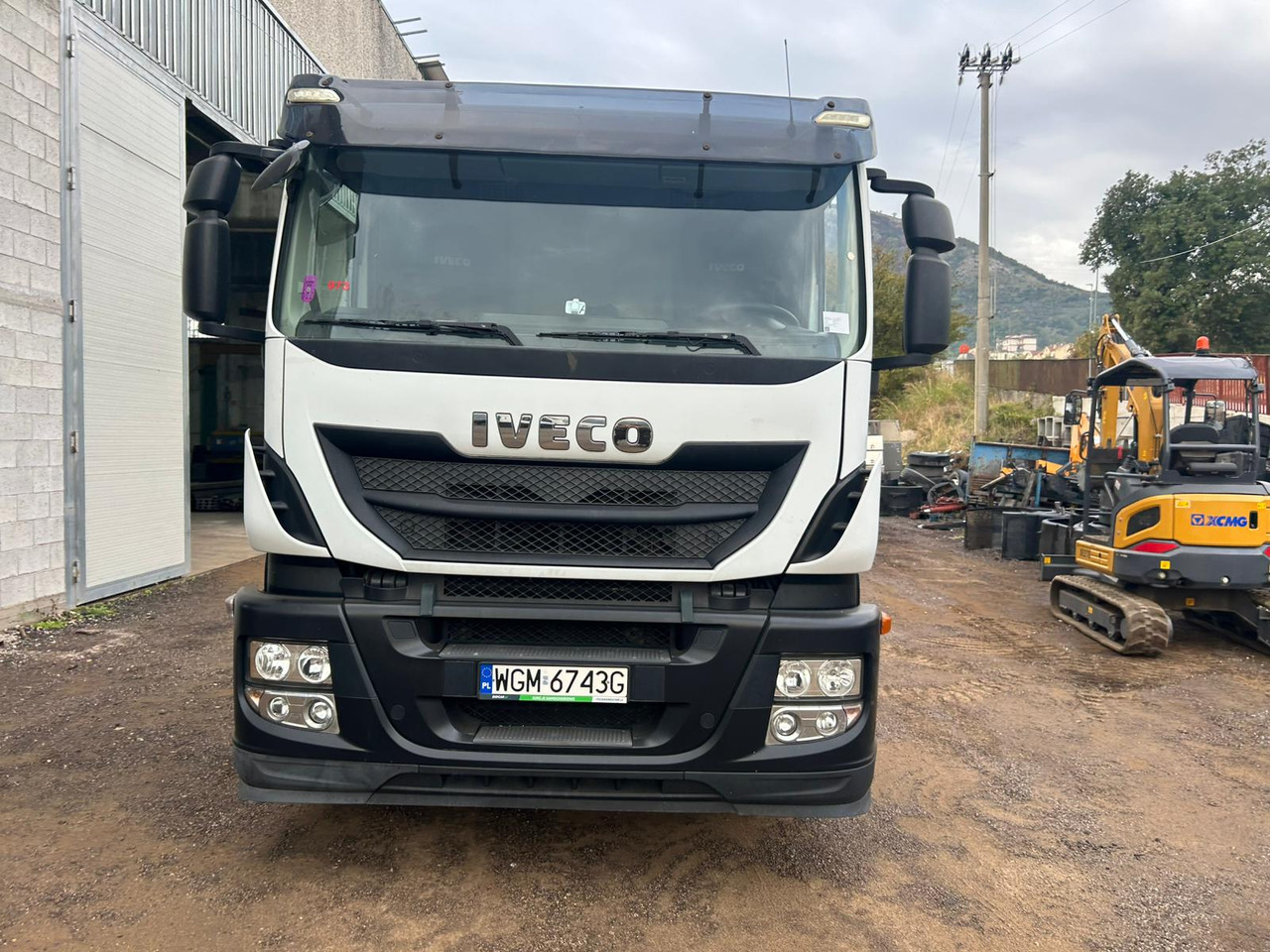 IVECO STRALIS AD 260S31 - Camión chasis: foto 4 IVECO STRALIS AD 260S31 - Camión chasis: foto 4