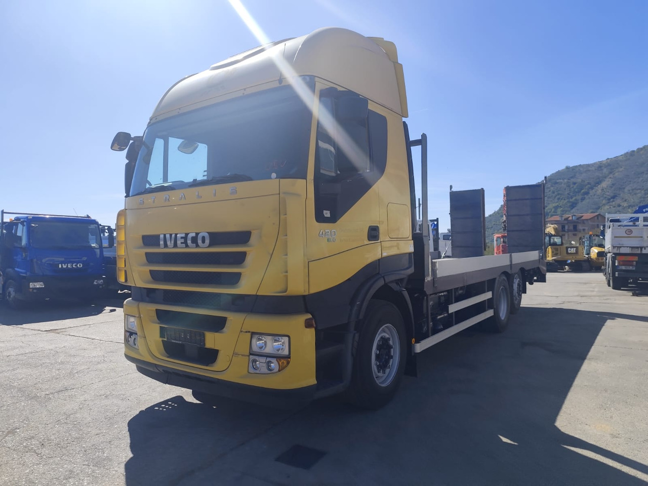 IVECO STRALIS CUBE AD260S42 - Camión caja abierta: foto 1 IVECO STRALIS CUBE AD260S42 - Camión caja abierta: foto 1