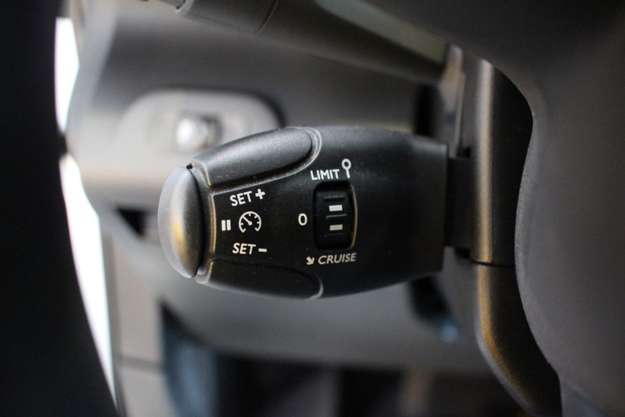 Furgoneta pequeña Citroën Berlingo Kasten Club XL/L2 EHZ 3-Sitzer AHK: foto 16