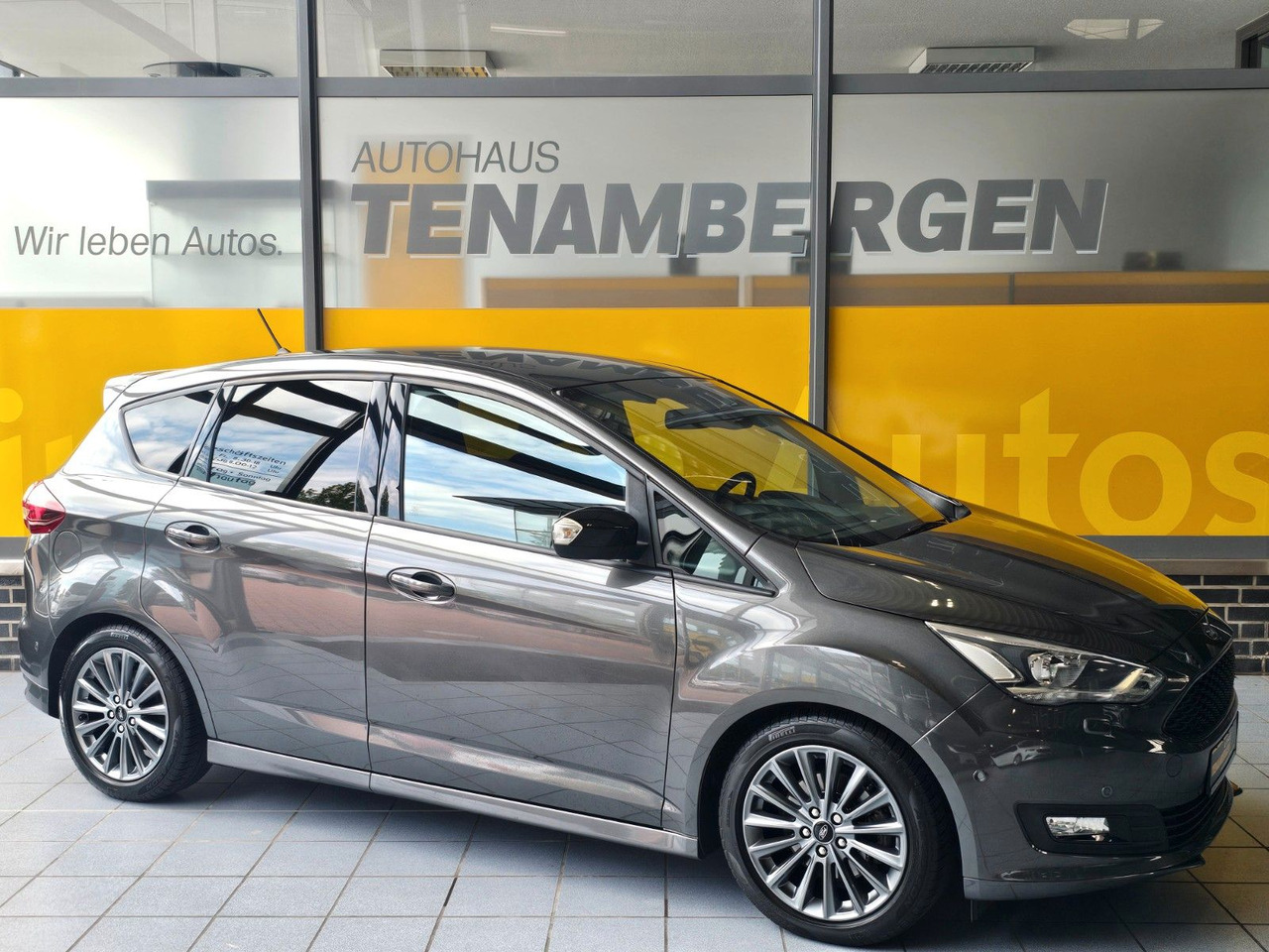 Ford C-MAX 1.5 Sport Automatik Bi-Xenon Navi Standhzg - Furgoneta de pasajeros: foto 1 Ford C-MAX 1.5 Sport Automatik Bi-Xenon Navi Standhzg - Furgoneta de pasajeros: foto 1
