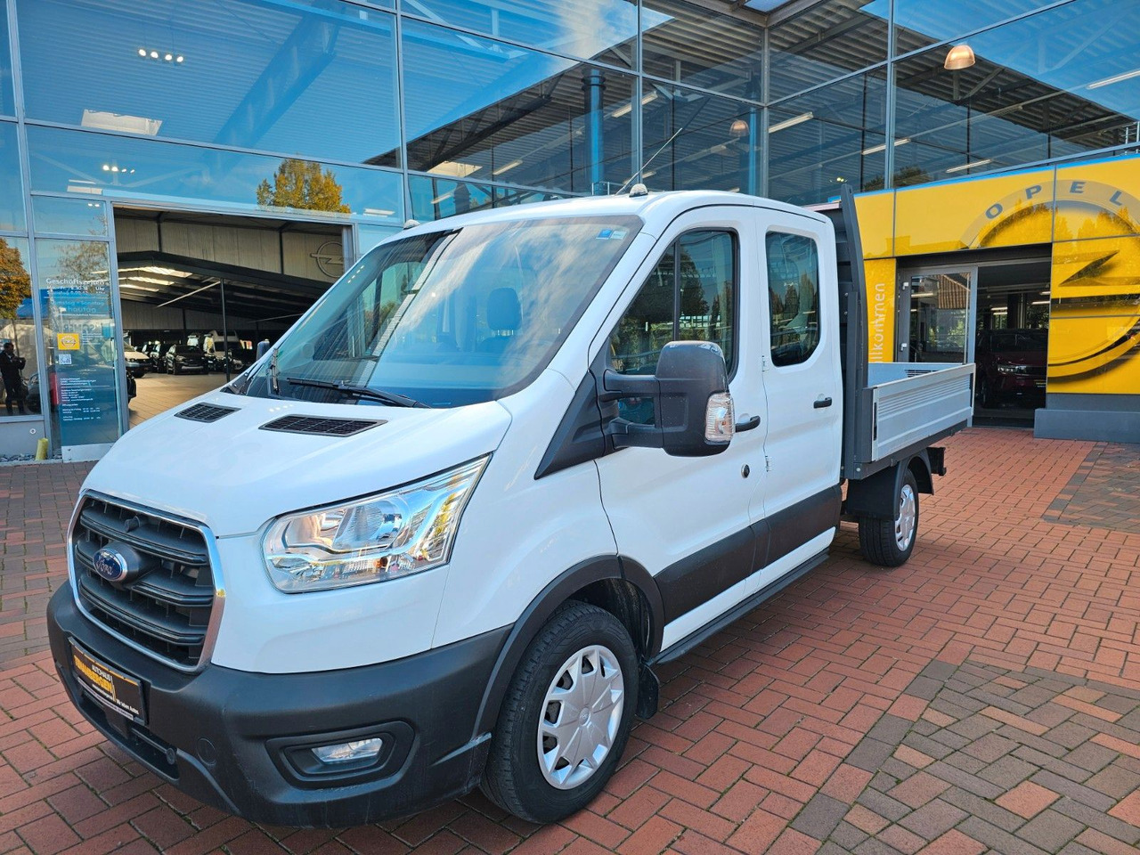 Ford Transit Pritsche 310 DoKa AHK Klima 7 Sitzer - Caja abierta furgoneta, Furgoneta combi: foto 1 Ford Transit Pritsche 310 DoKa AHK Klima 7 Sitzer - Caja abierta furgoneta, Furgoneta combi: foto 1