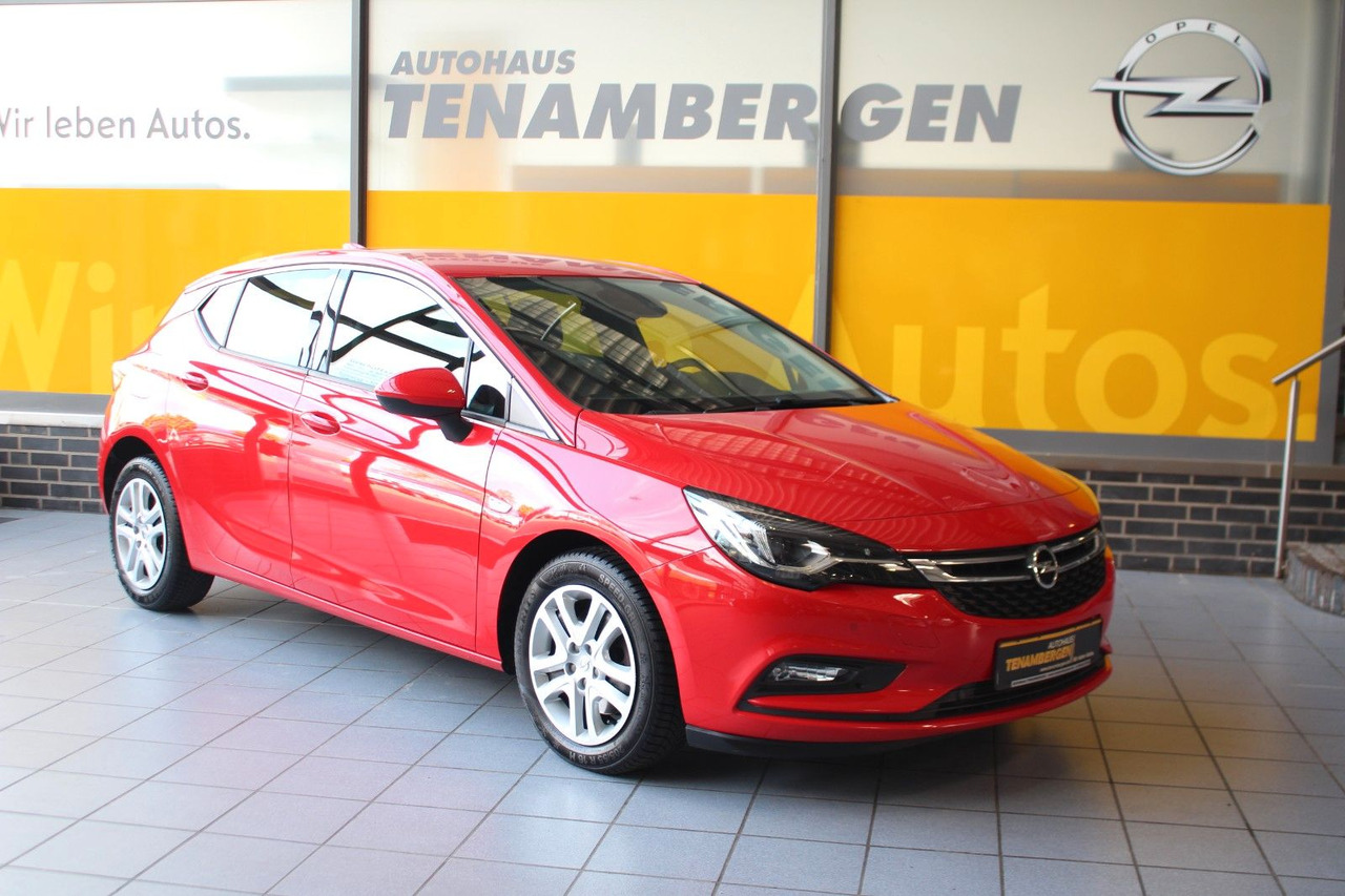 Opel Astra K Lim. Innovation Navi Voll-LED Kamera - Sedan: foto 1 Opel Astra K Lim. Innovation Navi Voll-LED Kamera - Sedan: foto 1
