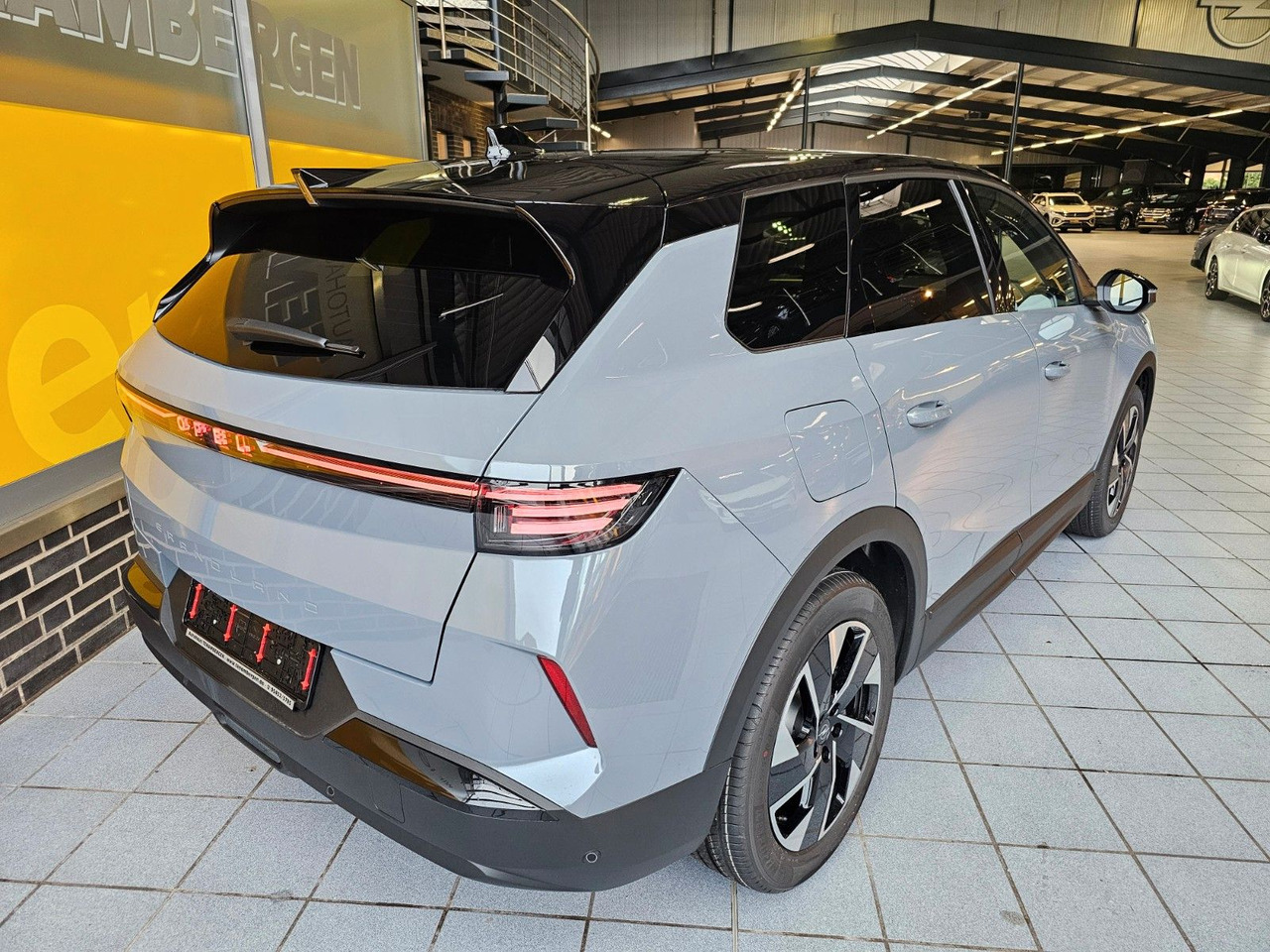 Opel Grandland 1.2 48V Mild-Hybrid 360°Kamera ACC AHK - SUV/ Todoterreno: foto 4 Opel Grandland 1.2 48V Mild-Hybrid 360°Kamera ACC AHK - SUV/ Todoterreno: foto 4