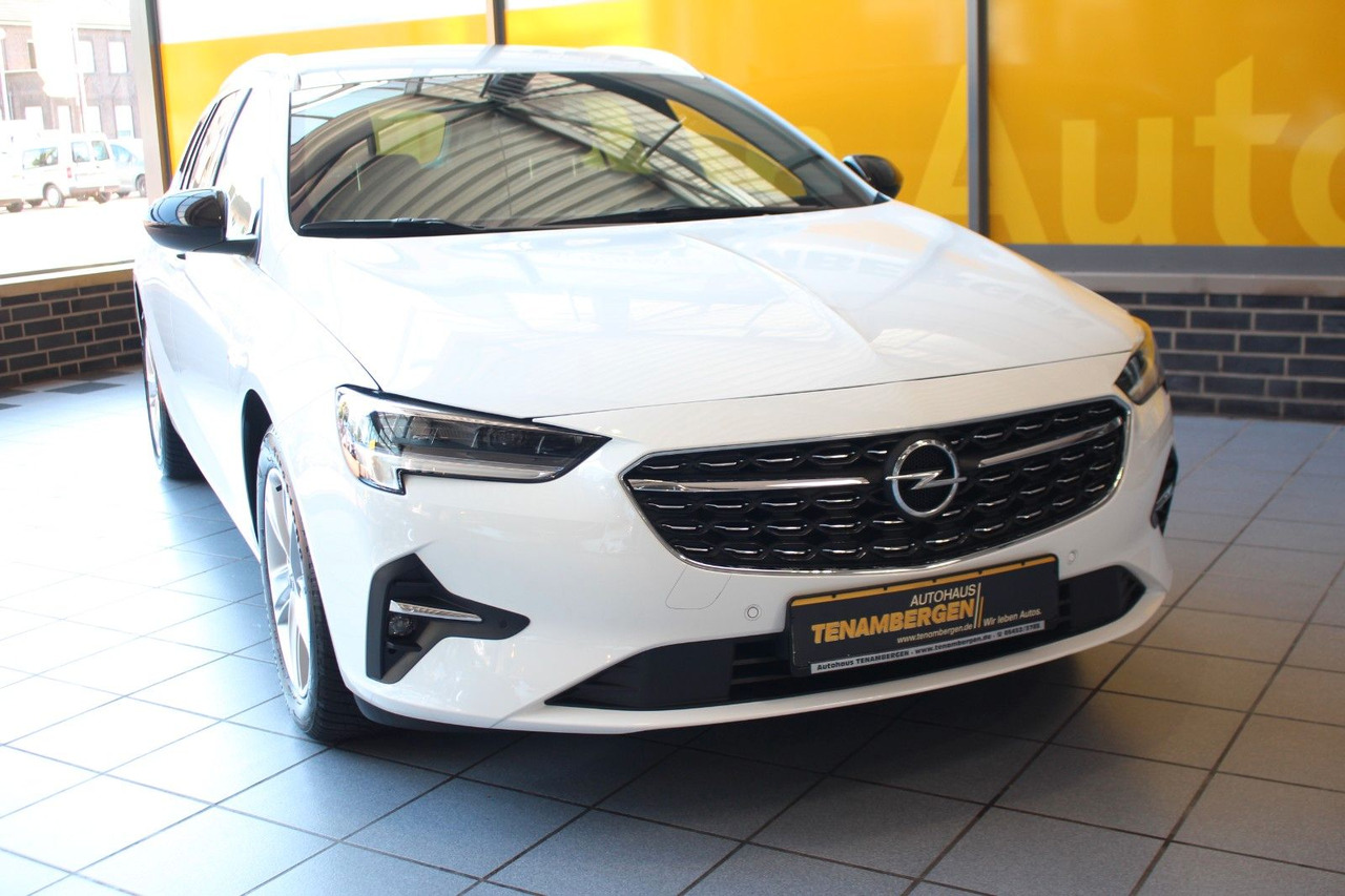 Opel Insignia B ST 2.0 Business Matrix-LED Keyless - Coche familiar: foto 2 Opel Insignia B ST 2.0 Business Matrix-LED Keyless - Coche familiar: foto 2