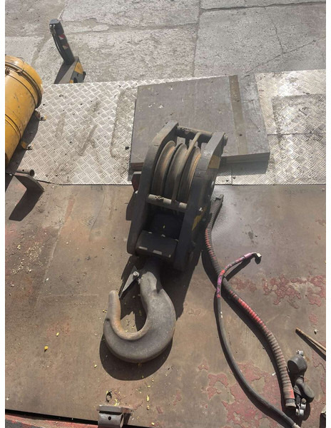 Grove GMK 2035 - Grúa todo terreno: foto 5 Grove GMK 2035 - Grúa todo terreno: foto 5