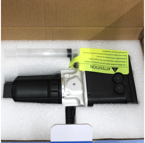 DAF XF106 AdBlue Pomp 2208766 Nieuw - Procesamiento de combustible para Camión: foto 3 DAF XF106 AdBlue Pomp 2208766 Nieuw - Procesamiento de combustible para Camión: foto 3