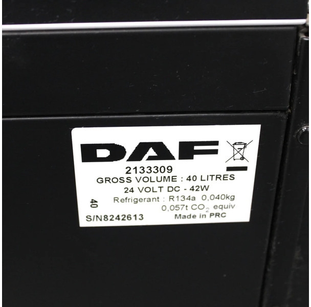DAF XF106 Koelkast 2133309 Euro 6 - Sistema eléctrico para Camión: foto 4 DAF XF106 Koelkast 2133309 Euro 6 - Sistema eléctrico para Camión: foto 4