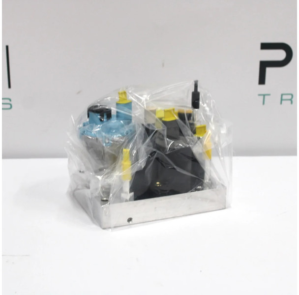 Volvo FH/FM AdBlue Pomp 21679299 | 7421892627 | 23387854 Nieuw - Procesamiento de combustible para Camión: foto 2 Volvo FH/FM AdBlue Pomp 21679299 | 7421892627 | 23387854 Nieuw - Procesamiento de combustible para Camión: foto 2