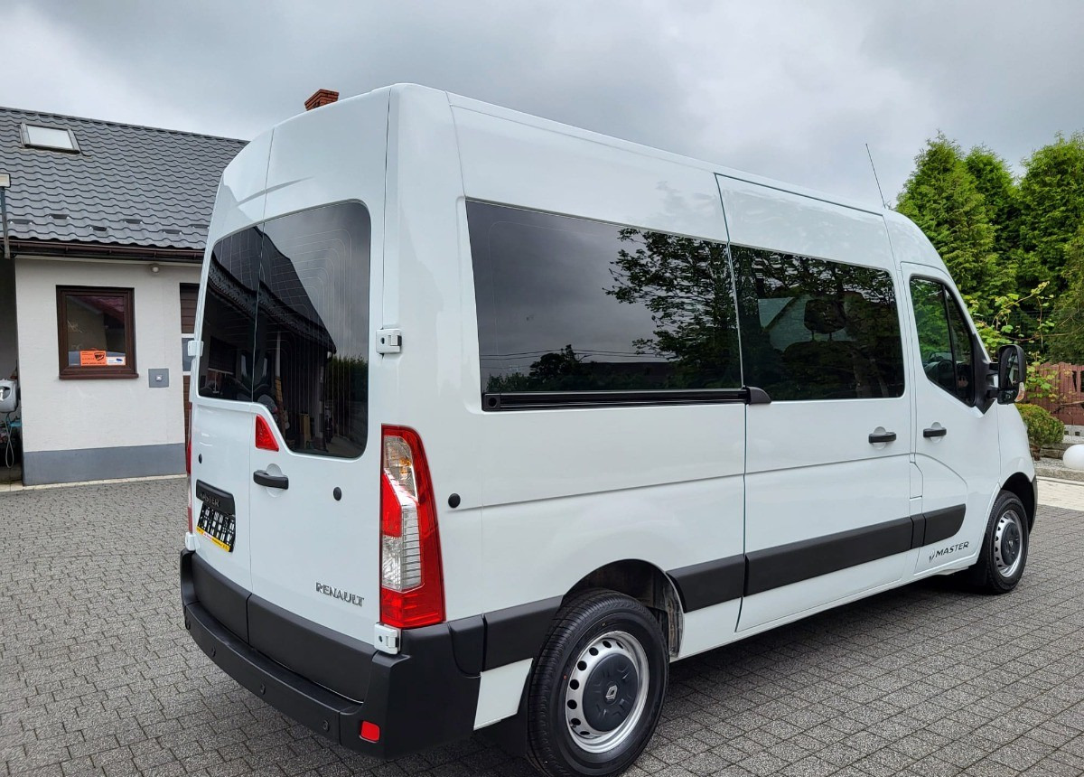 Minibús, Furgoneta de pasajeros Renault Master 2.3 170ps. L2H2 8-osobowy Serwisowany I właściciel: foto 18 Minibús, Furgoneta de pasajeros Renault Master 2.3 170ps. L2H2 8-osobowy Serwisowany I właściciel: foto 18